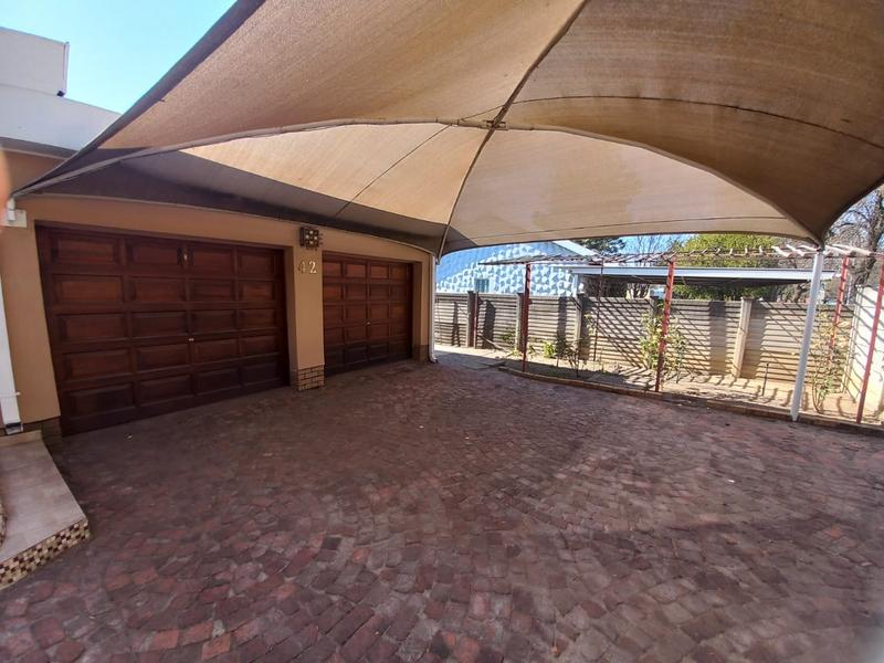 3 Bedroom Property for Sale in Vaalpark Free State